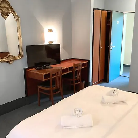 Hotell Mozart 3*