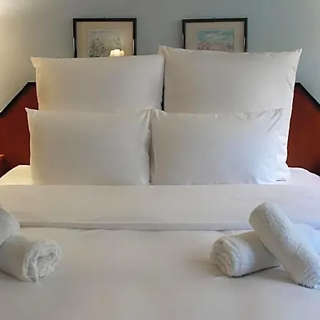 Hotell Mozart 3*