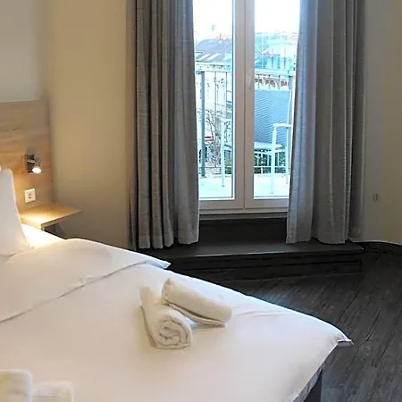 Mozart Hotell 3*